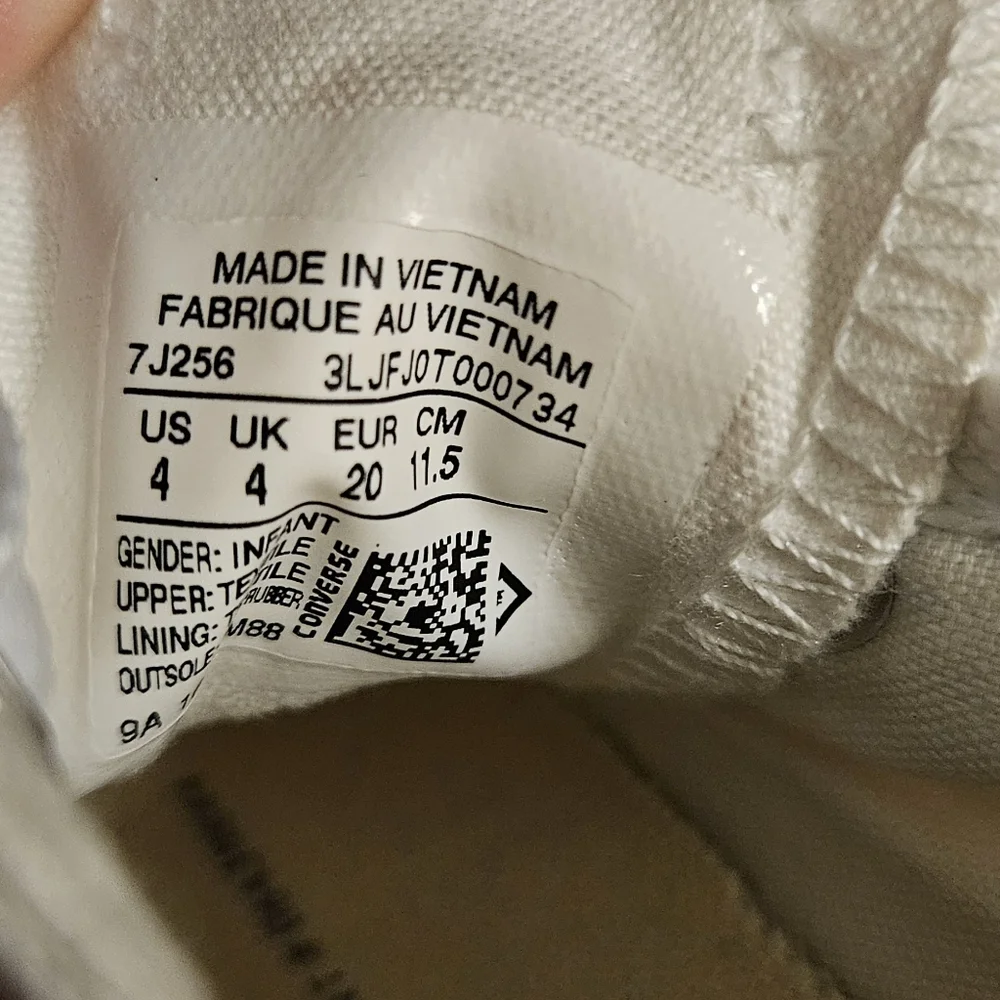 Converse Baby Sneakers - Picture 8 of 8